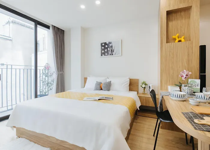 Myrcella Urban Apartment